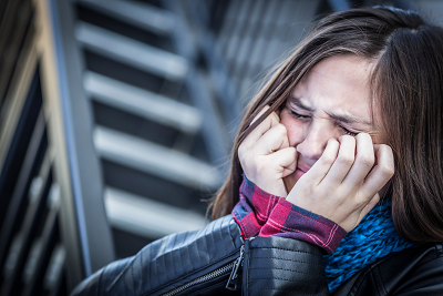 Adolescente con problemas psicológicos